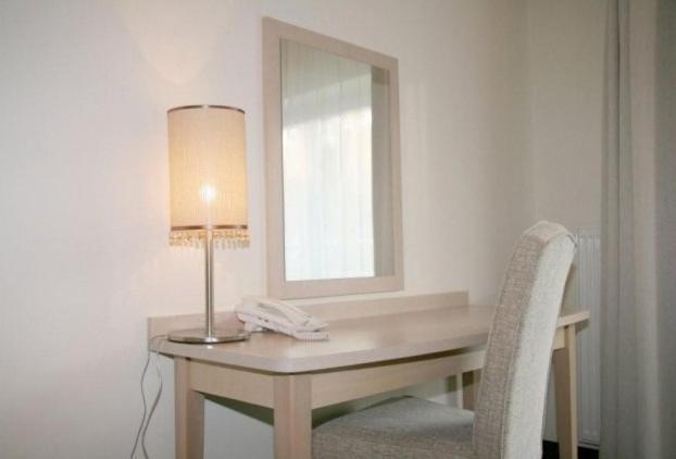 Via Appia Hotel Raszyn Kültér fotó